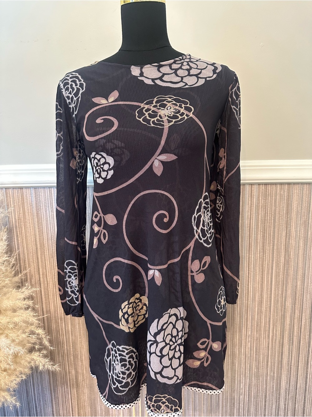 Sweet Pea Stacy Frati Sheer Mesh Floral Tunic Top Black Pink Long Sleeve Size S